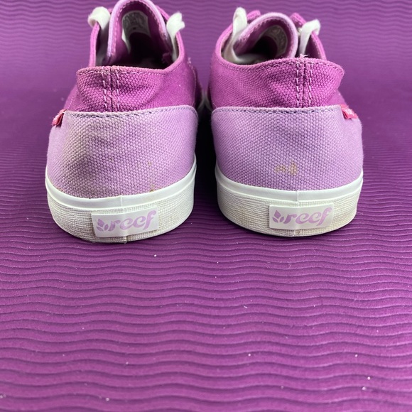 Reef women’s shoes. - Picture 5 of 8